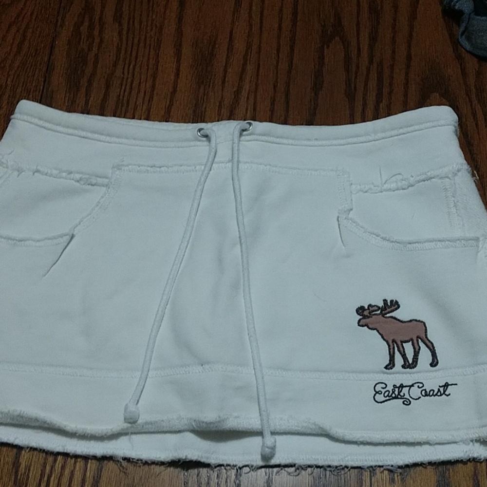 Abercrombie white skort